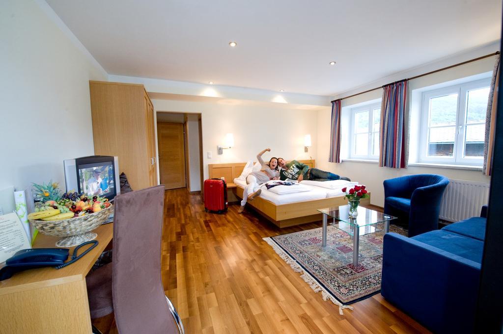 Hotel Buerglstein Saint Wolfgang Esterno foto